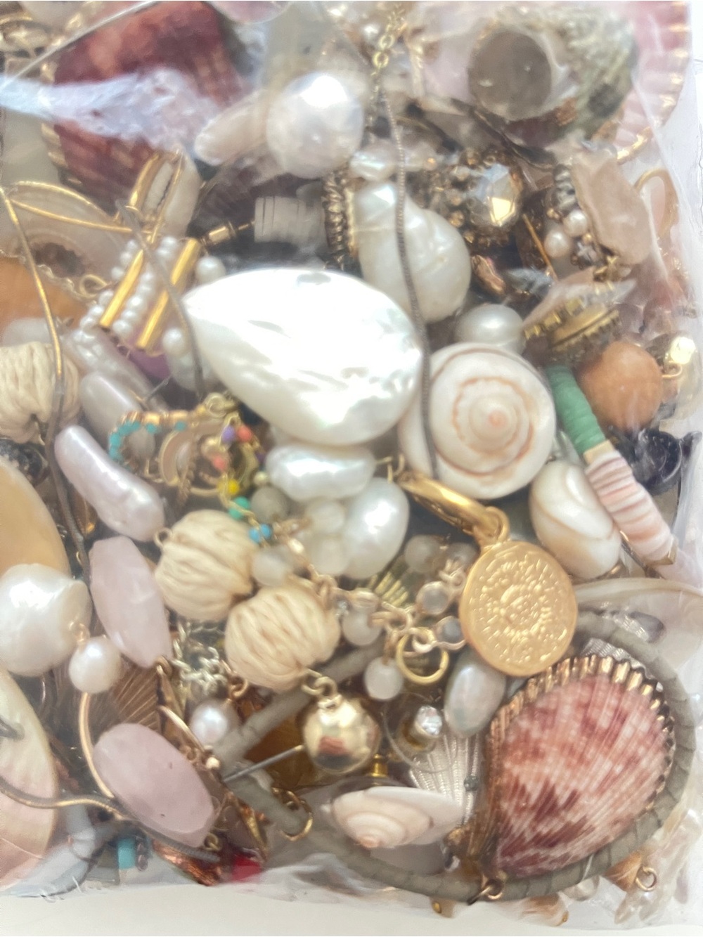 New Lot of Single Shell Earrings - Picture 5 of 5